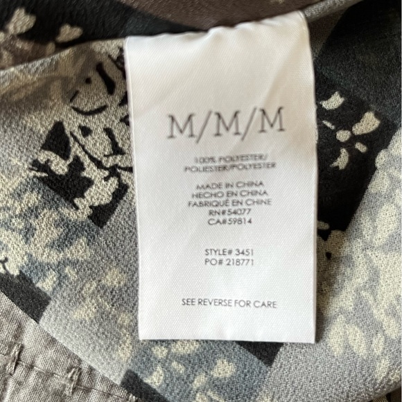 Cabi Graph Blouse - Picture 7 of 7